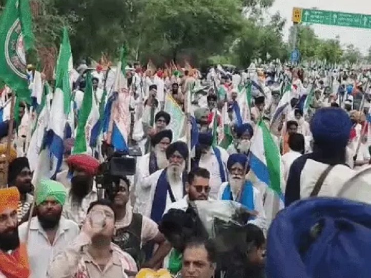 ਪੰਜਾਬ ਦੇ ਕਿਸਾਨਾਂ ਦਾ ਦਿੱਲੀ ਕੂਚ! ਸ਼ੰਭੂ ਤੇ ਖਨੌਰੀ ਬਾਰਡਰ ਸੀਲ, ਹਰਿਆਣਾ ਪੁਲਿਸ ਨੇ ਲਾਏ ਪੱਕੇ ਬੈਰੀਕੇਡ