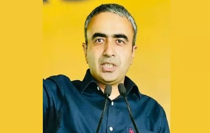 ਅਨੁਰਾਗ ਢਾਂਡਾ ਨੇ ਰਾਘਵ ਚੱਢਾ ਦੀ ਕੀਤੀ ਨਿੰਦਾ, ਕਿਹਾ ਕਿ ਮੋਦੀ ਦਾ ਡਰ ਲੜਾਈ ਨੂੰ ਕਮਜ਼ੋਰ ਕਰਦਾ ਹੈ