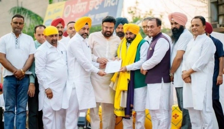 ਅਕਾਲੀਆਂ ਨੂੰ ਖ਼ਿਆਲੀ ਦੁਨੀਆ ਤੋਂ ਬਾਹਰ ਆ ਜਾਣਾ ਚਾਹੀਦਾ : ਮੁੱਖ ਮੰਤਰੀ ਭਗਵੰਤ ਸਿੰਘ ਮਾਨ