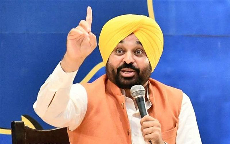 AAP ਵਿਧਾਇਕ ਰਮਨ ਅਰੋੜਾ ‘ਤੇ ਵਿਜੀਲੈਂਸ ਦੀ ਕਾਰਵਾਈ ਤੋਂ ਬਾਅਦ ਹੋਰ ਨੇਤਾ ਸਰਕਾਰ ਦੇ ਰਾਡਾਰ ‘ਤੇ