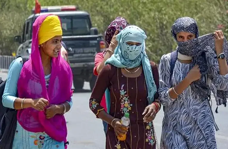 ਹੀਟ ਵੇਵ ਦਾ ਕਹਿਰ: ਮੌਸਮ ਵਿਭਾਗ ਵਲੋਂ ਐਡਵਾਈਜ਼ਰੀ ਜਾਰੀ, ਦੁਪਹਿਰ 12 ਤੋਂ 3 ਵਜੇ ਤੱਕ ਘਰੋਂ ਬਾਹਰ ਨਾ ਨਿਕਲੋ!